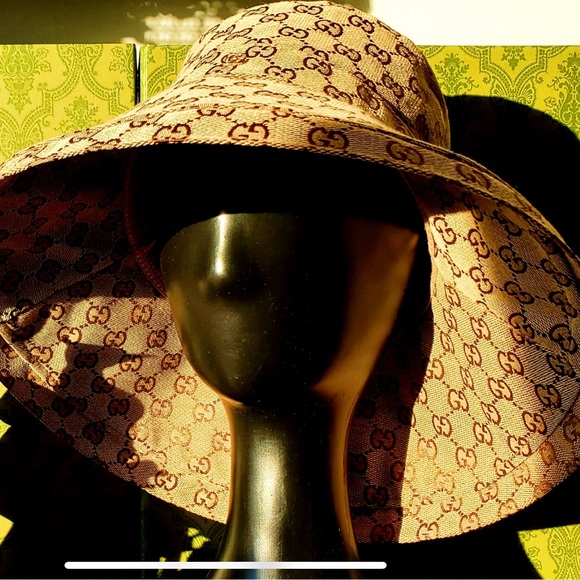 Gucci GG Monogram Bucket Hat Wide Large Brim Beige Canvas Sun Coverage Jacquard - Picture 12 of 16